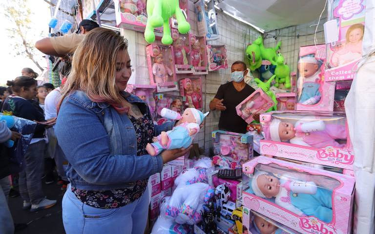 Hasta 5 mil pesos gastan padres de familia en regalos de navidad